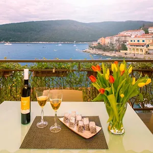 Carli Apartment Rabac